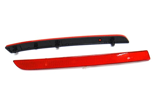 2x Bumper Reflector Assembly Red lens Light 2012-16 VW Transporter T5 Caravelle facelifted