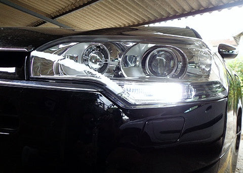 2 pieces of HP24W G4 High Power LED Projector Light bulb with Plasma SMD LED 7.5W white