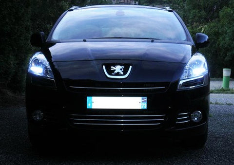 2 pieces of HP24W G4 High Power LED Projector Light bulb with Plasma SMD LED 7.5W white