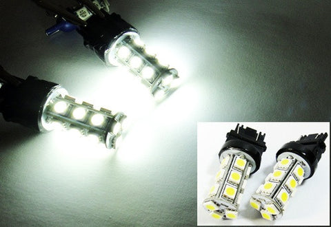 2 pieces of 18 high power SMD LED 182 3156 P27W 180 3157 3057 P27/7W Light bulb White