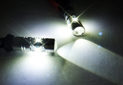 2 pieces of PW24W PWY24W 5x CREE XP-E LED Projector Light bulb 25W white