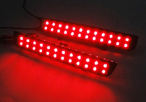 2x LED Bumper Reflector Black Smoked lens Tail Brake Light Red Land Rover L322 Range Rover LR2