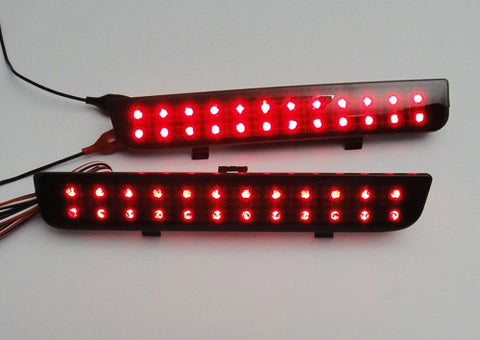 2x LED Bumper Reflector Black Smoked lens Tail Brake Light Red Land Rover L322 Range Rover LR2