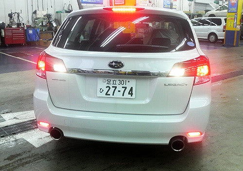 2x LED Bumper Reflector Assembly Red lens Tail Brake Light Red 2008+ Subaru Impreza