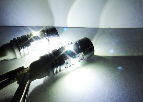 2 pieces of BAX9s H6W 64132 5x CREE XP-E LED Projector Light bulb 25W white