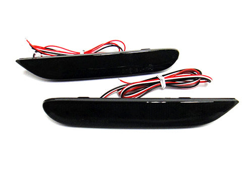 2x LED Bumper Reflector Assembly Black Smoked lens Tail Brake Light Red 2014+ Nissan Qashqai Pathfinder Q30 Q50