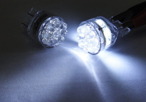 2 pieces of 15 LED 580 7443 W21/5W 582 7440 W21W 992 Light bulb white