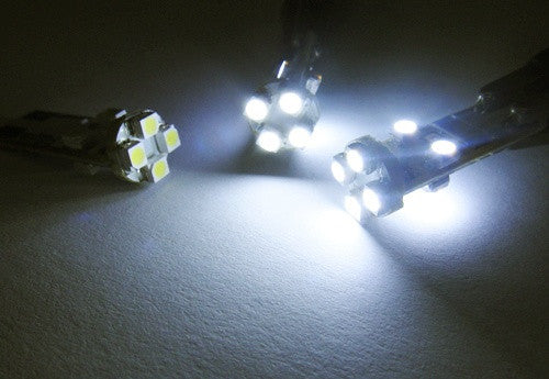 2 pieces of 8 SMD LED No Error T10 168 194 2825 501 W5W wedge light bulb white