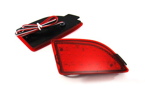 2x LED Bumper Reflector Assembly Red lens Tail Brake Light Red 2014-up Axela Mazda 3 Hatchback 5D