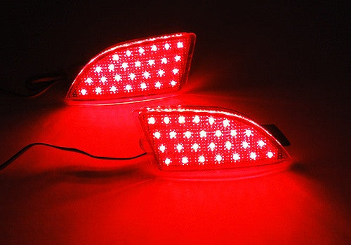 2x LED Bumper Reflector Assembly Red lens Tail Brake Light Red 2014-up Axela Mazda 3 Hatchback 5D