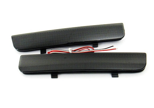 2x LED Bumper Reflector Black Smoked lens Tail Brake Light Red Land Rover L322 Range Rover LR2