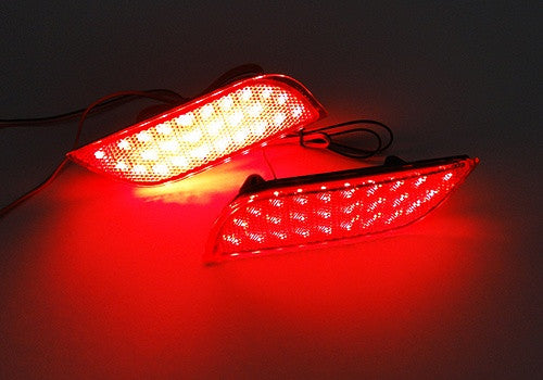 2x LED Bumper Reflector Assembly Red lens Tail Brake Light Red 2008+ Subaru Impreza