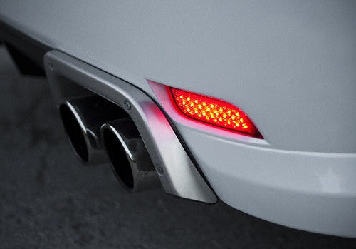 2x LED Bumper Reflector Assembly Red lens Tail Brake Light Red 2008+ Subaru Impreza