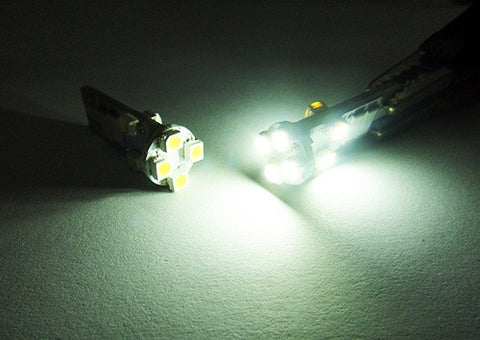 2 pieces of 8 SMD LED No Error T10 168 194 2825 501 W5W wedge light bulb white